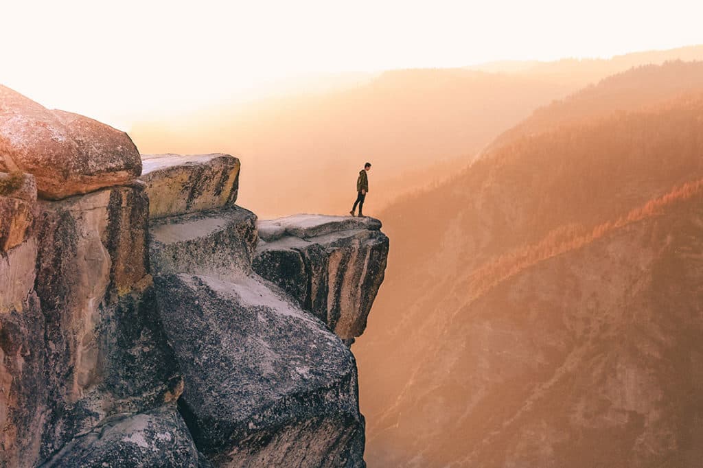 Remembering Jim Rohn: 17 Remarkable Quotes to Inspire You